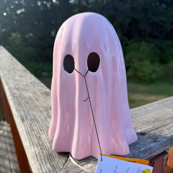 T.J.Maxx Other - NEW Halloween LED Pink Ghost Ceramic Decor 9”